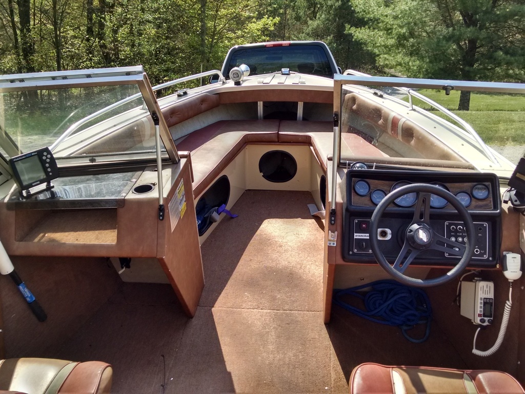 1985, Starcraft 21 foot open bow, 4,100 Boats for Sale